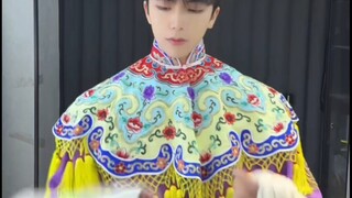 [Guo Yuang] Menerima bahu awan dari seorang teman, dan memamerkan keterampilan lengan baju saya~