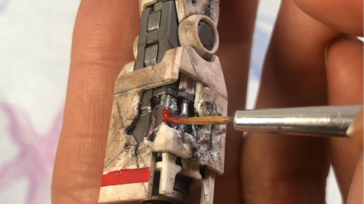 Demonstration of the aging process of the original Gundam wasteland level