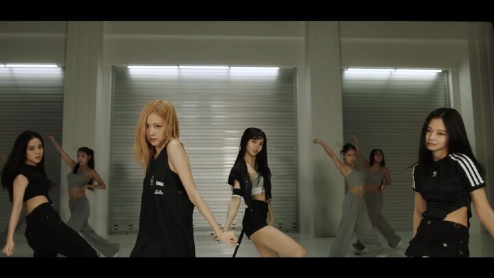 BLACKPINK - ‘Shut Down’ DANCE PERFORMANCE VIDEO