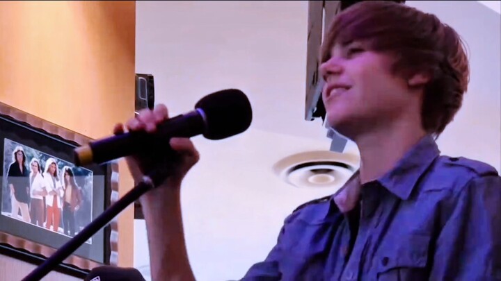 บีเบอร์วัย 16 ปีร้องเพลง “That Should Be Me” แบบอะคูสติกเพราะแค่ไหน! ยังคงคิดถึงเสียงวัยเยาว์จนวันตา