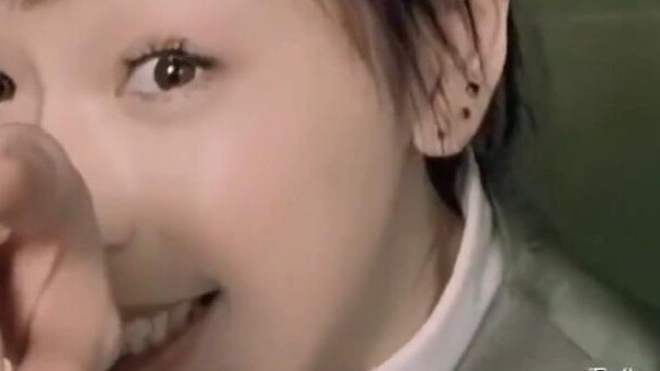 Watched Wang Xinling's song "Love You" on Japanese V and sang along the whole time. Loved it!