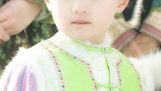 Những cái khác thì đang lớn lên, nhưng thực ra chúng được phóng to theo tỷ lệ!!!