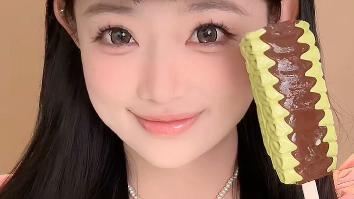 Lưu Văn Tường mì cay gặm gặm