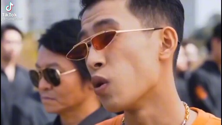 cụp cái pha xuống