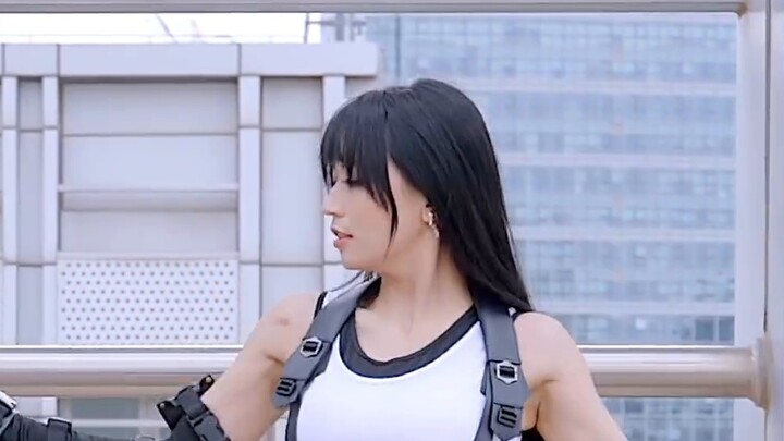 Cảm nhận sự quyến rũ của vợ Tifa ngay từ xa! [Màn hình dọc] ❤KING❤ Đầu hàng trước quyền lực tuyệt đố