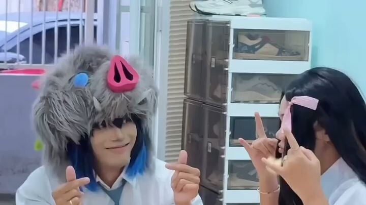 COSPLAY ANIME| makan berdua bareng bebeb