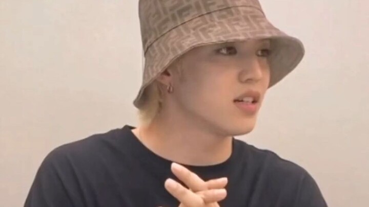 Chị gái này đúng là biết đặt tên: Seventeen Choi Seungcheol – Yoon Jeonghan, “Cheolhan”!