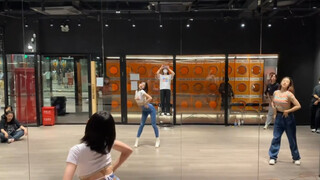 POP POP！可爱的heels也很不错呀！