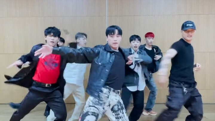 【MBITIOUS】رقصة التتابع LAW | مهمة المستوى #SMF E03 يون مي راي، BIBI - LAW هيا بنا نرقص الآن مع Mbiti