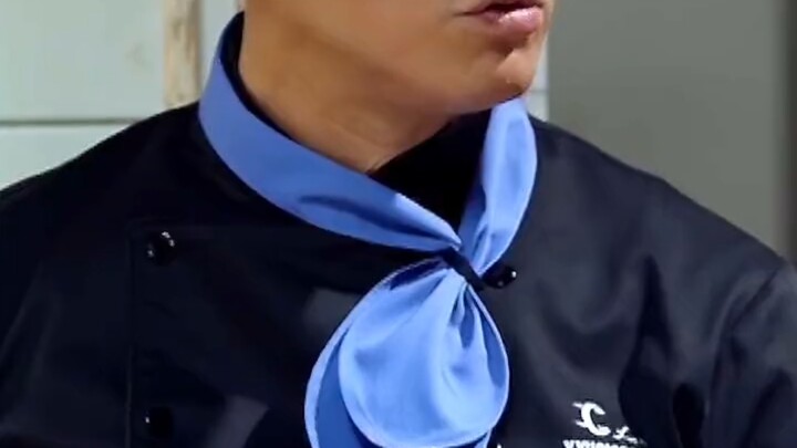 Aku punya uang, aku bisa pesan apa saja yang aku mau.