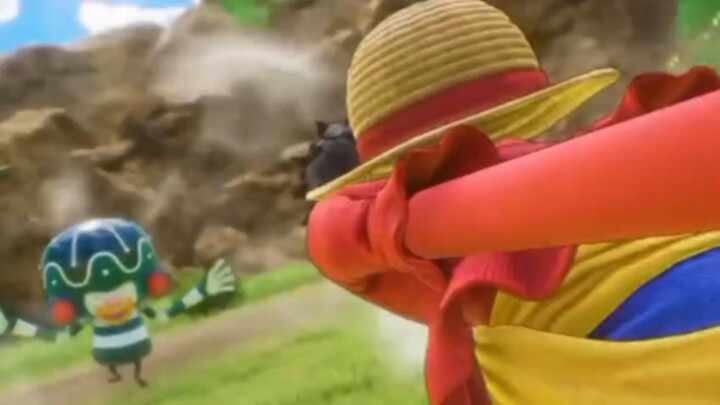 Luffy lari