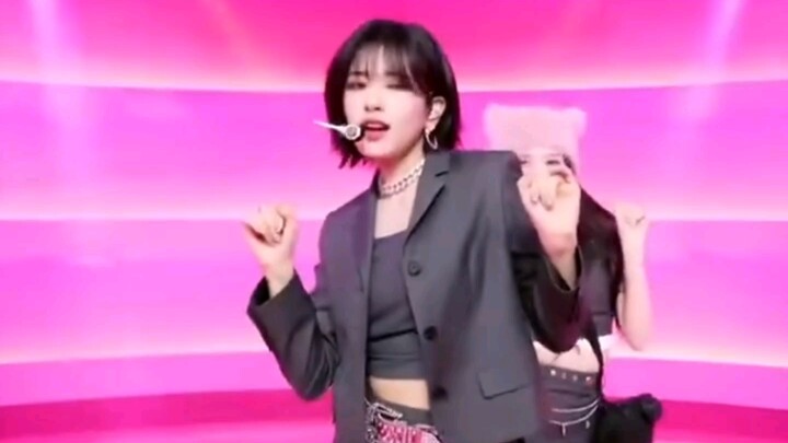 7 เกิร์ลกรุปยุคที่ 5 เปิดไมค์แล้วปิดเสียง ถ้าไม่มีการเปรียบเทียบ ก็คงไม่เจ็บปวดหรอก