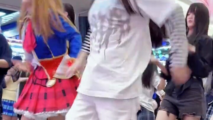 The divine look of dancing