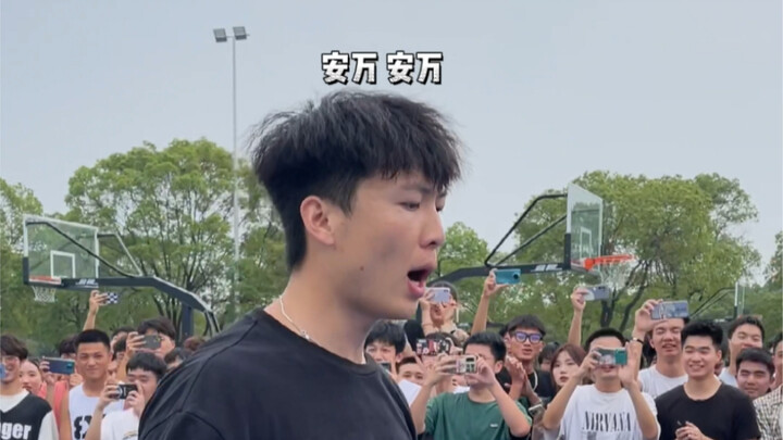 ครั้งแรกที่เจอพี่ชายที่ทำท่าฉลองเยอะกว่าฉันอีก 😂