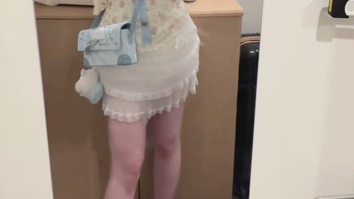 Chia sẻ trang phục của mình vào ngày đầu tiên ra Nhật. Tôi che kín mít nhưng vẫn bị tiếp cận.