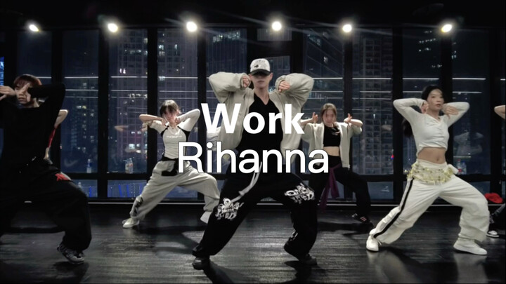 ทำงานหนักรับปีใหม่ "Work (Remix)-Rihanna" #TianbaoChoice