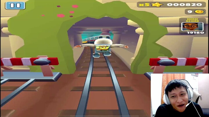 Paano manalo sa larong eto? Watch me play Subway Surfer