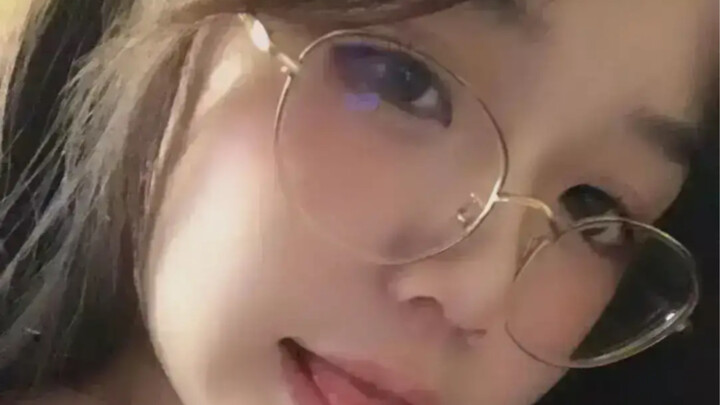 Gak tahu nih, bisa-bisa kulitku ikut teriris.