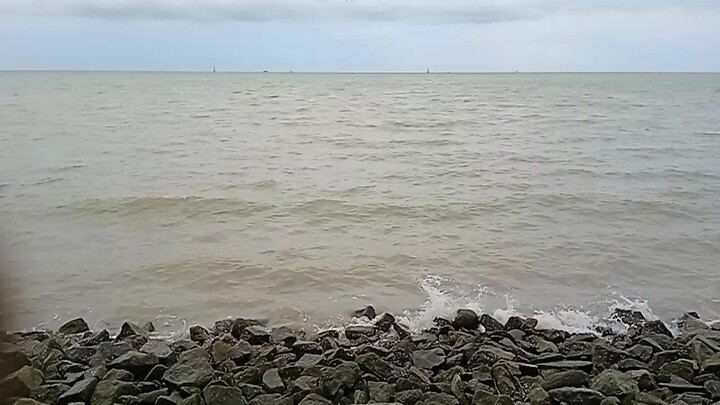 pagi2 di pantai 🤟