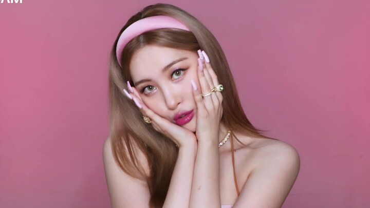 [4K] HyunA - You Can't Sit with Us Visual Cam Version, So Beautiful!