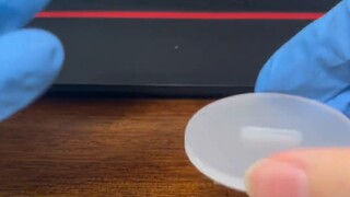 To set up a sign, you need to tear off the film! Tear off the film! Then insert it like this! !