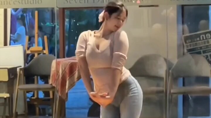 Vũ đạo của Xiao Budian