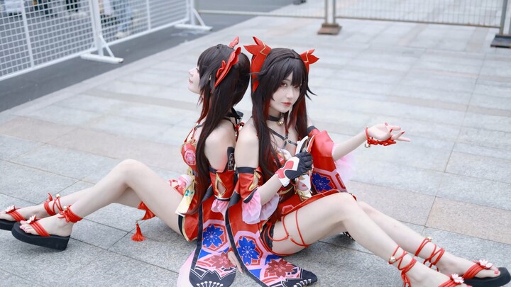 Twins cosplaying as fireworks! This is so fun!