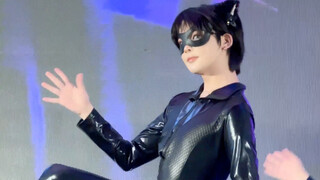 Curious road show! Catwoman uncensored version lesserafim "crazy" Xu Yunzhen position.