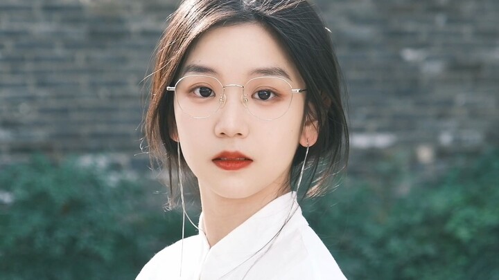 Who Does the River Moon Wait For?