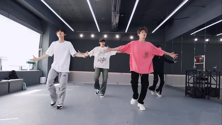 เทรนเกาหลีกลุ่มบนรุ่นที่สาม