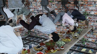 Kalau saja aku yang jadi kepala asrama, aku akan menyediakan kamar ini untuk teman sekamarku.