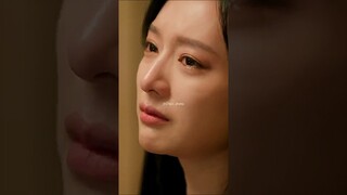 This scene hurts so much🥺😭#kdrama #shorts #kimsoohyun #sad #queenoftears #kimjiwon #ytshorts