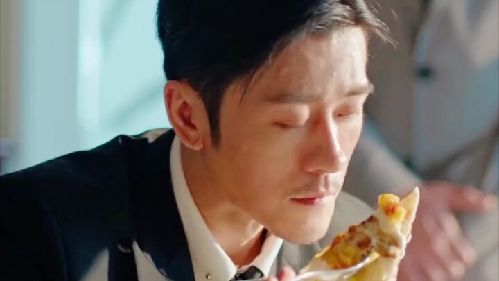 Pekerja dapur biasa berhasil pertahankan posisi, naik jabatan, dan dapat kenaikan gaji hanya berkat 