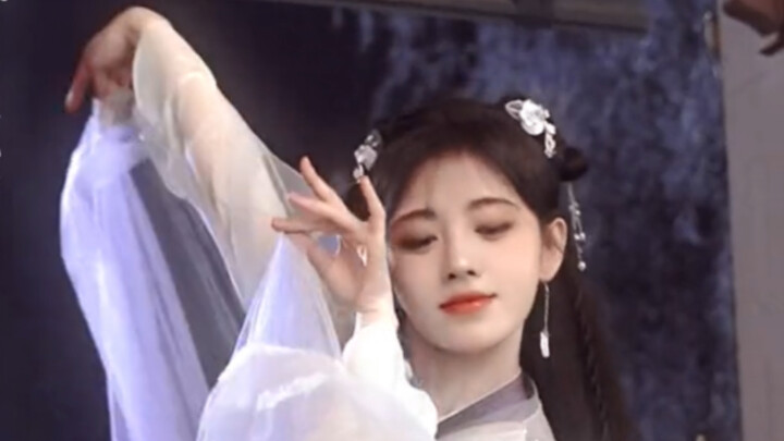 【จู๋ จิ้งอี】ทิวทัศน์งาม·สาวงาม·งามจนเหลือล้น!