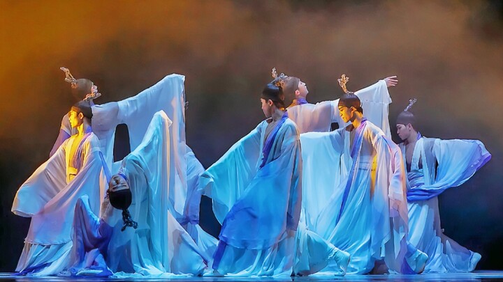 【Học viện Múa Đại học Hí kịch Thượng Hải】Múa cổ điển “Hồng hồ cao phi” – Lông cánh đã mọc, sải cánh 