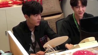 [Bojun Yixiao] An in-depth study of whether physical contact is friendship or love? Combined with ar