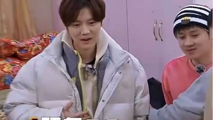 Omong kosong! Xiao Lu selalu berusia 18 tahun kok!