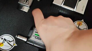 当你的后代找到了你曾经玩过的骑士腰带时