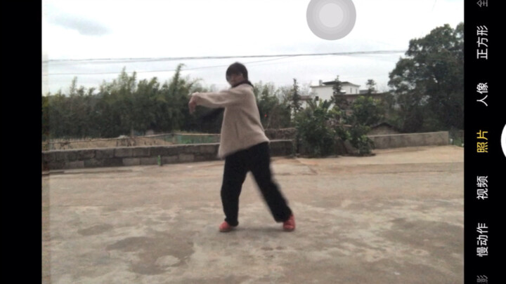 乡 村 WA DA DA