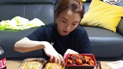 KOREAN ASMR MUKBANG