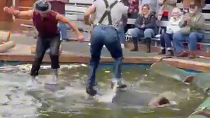 How can we avoid falling in the water log rolling game?