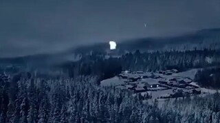 Review phim Ma thổi đèn