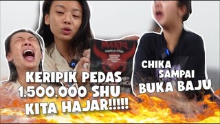 Challenge makan keripik terpedas di dunia, Chika buka baju karena kepedasan ‼️ - YUMSKY’S DIARY