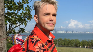 给大家表演个舞龙