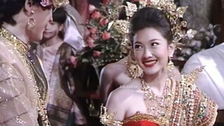 Hình dáng tuyệt đẹp của mặt trăng và chiếc váy cô dâu khó quên trong những bộ phim truyền hình Thái 