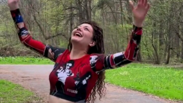 عندما تخرج اليوم دون نظارتك الطبية 😂 هكذا تكون