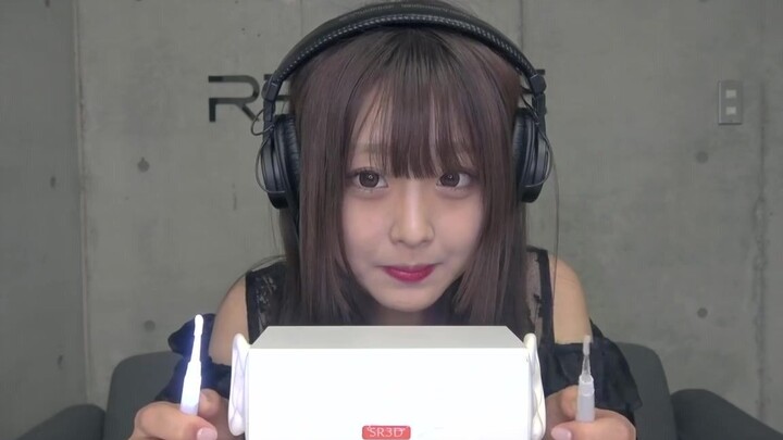 A Japanese beauty with sugary-sweet charm does ear-picking, offering a 10-minute quick sleep aid [Ka