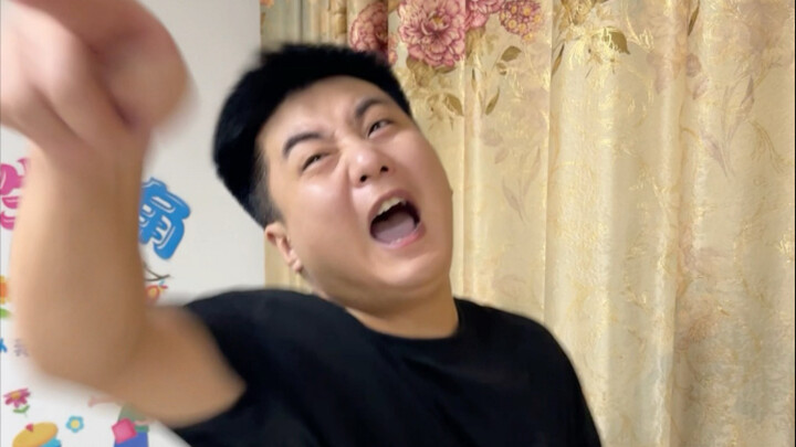 Kalau pakai seragam di dalam, sama aja kayak nggak pakai.