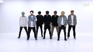 BTS DNA dance practice