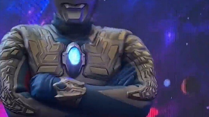 [Menyapu orang yang lewat di Kerajaan Cahaya] Setelah dipanggil oleh orang-orang di bumi, pengalaman